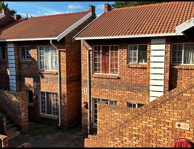 2 BEDROOM APARTMENT FOR SALE IN CLARINA